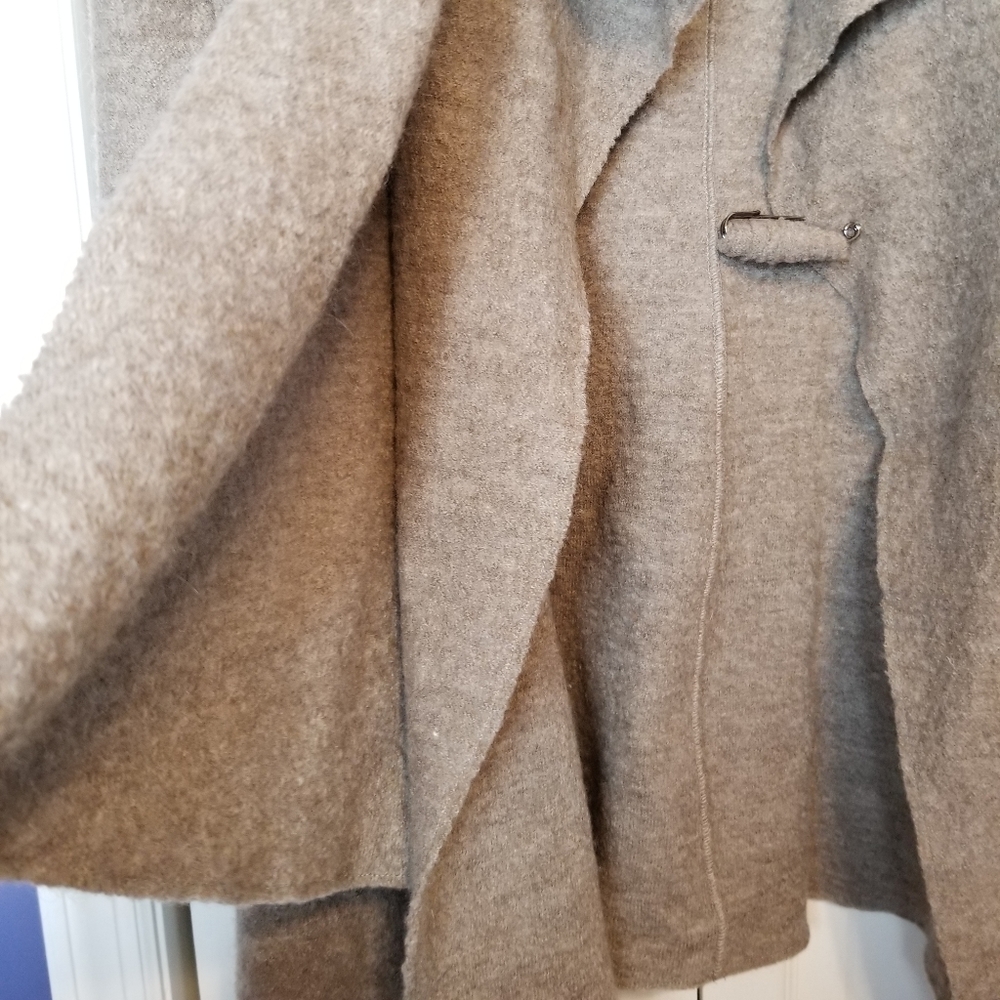 Travelsmith Wool Waterfall Single Toggle Closure … - image 8